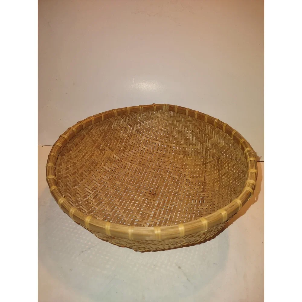 Vintage Woven Bamboo Wicker Basket Home Decor 10x12x4 People's Republic of China